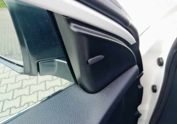 Nissan Qashqai cena 78900 przebieg: 149000, rok produkcji 2019 z Mysłowice małe 562